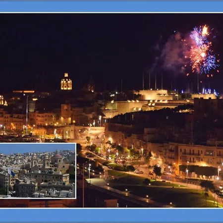 Boutique Maltese Apartment - Character, Views, A/C شقة *