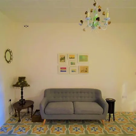 Boutique Maltese Apartment - Character, Views, A/C * Cospicua